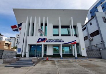 Departamento Aeroportuario dispone investigación sobre falla eléctrica en el AILA