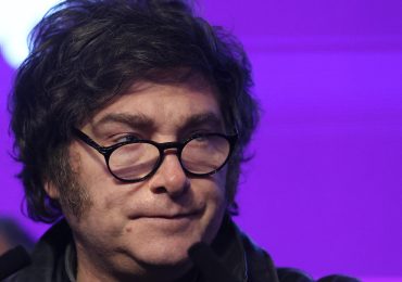 Milei sufre un duro golpe electoral ante un peronismo revitalizado con Axel Kicillof