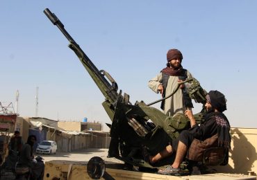 Pakistán y Afganistán acuerdan un alto el fuego temporal de 48 horas