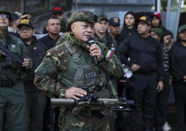 Ministro de Interior de Venezuela dice que las armas "las tiene el pueblo" ante "amenazas"