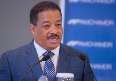 Roberto Rosario critica propuesta de diputada del PRM de aumentar salario de legisladores