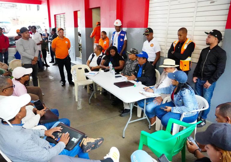 Alcalde Junior Santos mantiene monitoreo constante ante las lluvias provocadas por la tormenta tropical Melissa