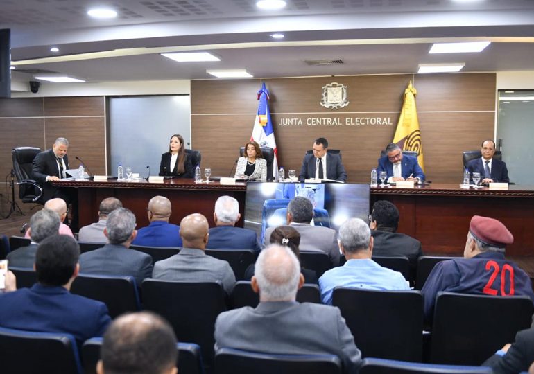 Video | Junta Central Electoral otorga plazo de 10 días a los partidos para responder a borradores de reglamentos