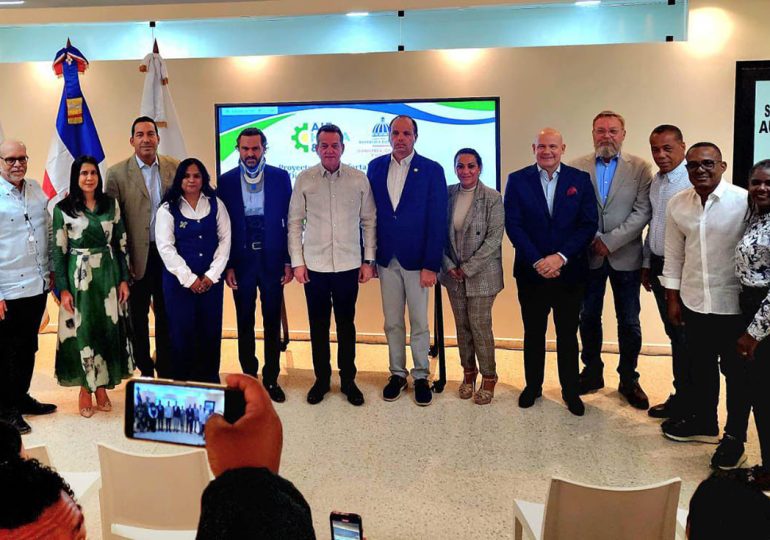 CONEP y AIEHaina alertan sobre urgencia de fortalecer los cuerpos de bomberos del Distrito Industrial Haina-Nigua