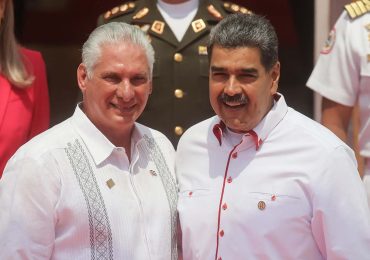 Cuba reitera su solidaridad con Venezuela y "especialmente" con Nicolás Maduro