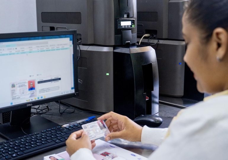 Migración apuesta por la Inteligencia Artificial para transformar y agilizar sus servicios