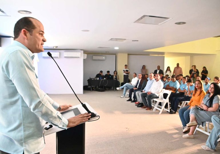 Director del INABIE resalta impacto de la lectura en el desarrollo integral de los jóvenes