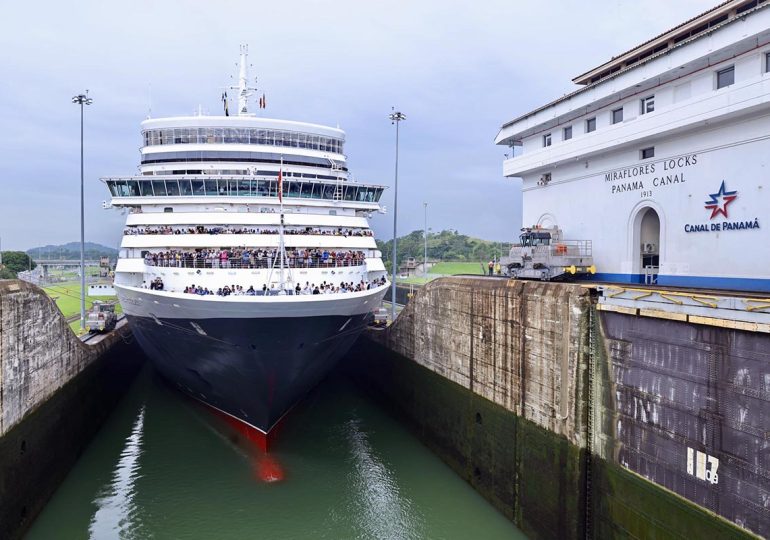 Video | El Canal de Panamá abre la temporada de cruceros y espera 195 tránsitos de estos buques
