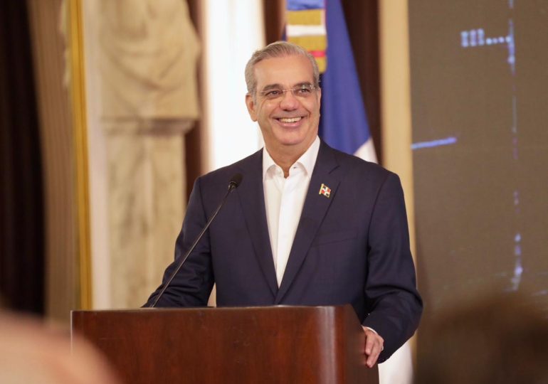 Presidente Abinader: Con este acuerdo nace el Centro de Excelencia en Inteligencia Artificial (CEIA), espacio para la formación, investigación e innovación tecnológica