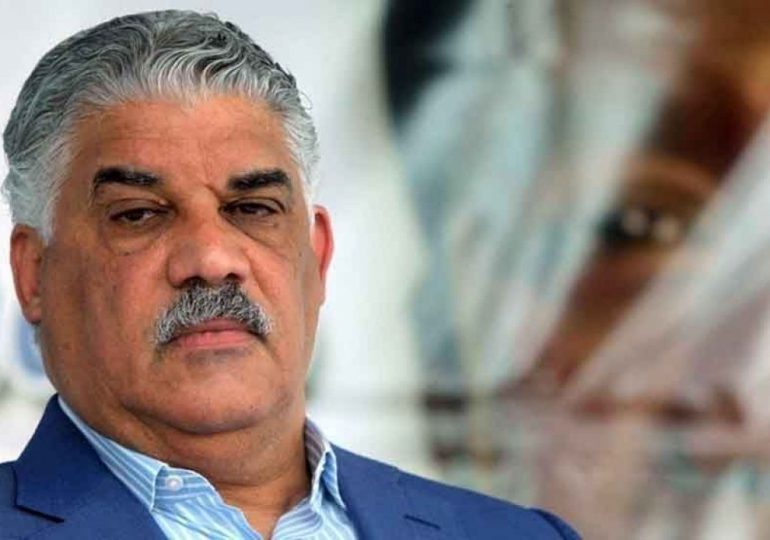 Miguel Vargas llama a la mesura y la transparencia ante posible declaratoria de emergencia por efectos del huracán Melissa