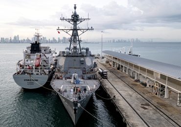 EE. UU. anuncia ataque contra embarcación de narco-terrorista en el Caribe; hay cuatro muertos