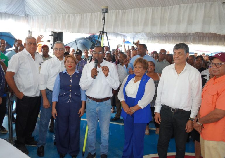 Más de 6 mil personas serán beneficiadas con títulos de propiedad en Santo Domingo Oeste