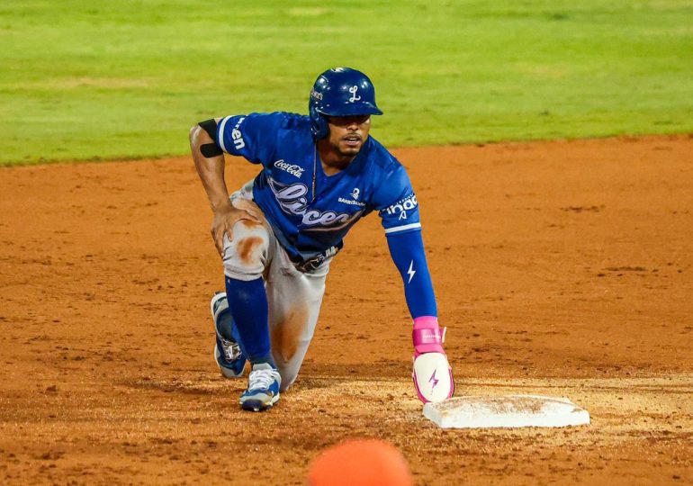 Licey logra remontada ante Los Toros en La Romana