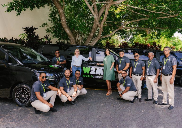 W2M-BDX incorpora la primera flota eléctrica en el sector turístico de República Dominicana