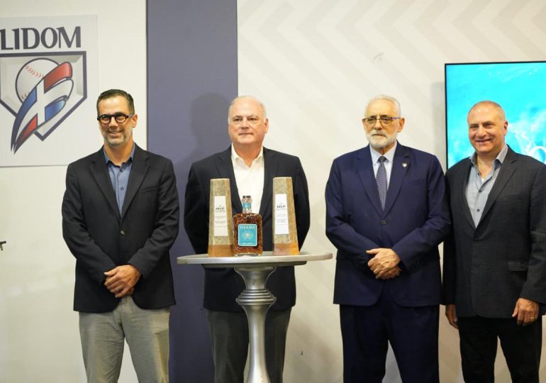 Video | LIDOM presentó a Ron Ozama como su patrocinador oficial y del premio MVP de la Semana