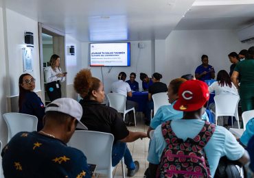 Migración inmuniza más de 200 colaboradores en jornada de vacunación contra el tétanos, difteria y hepatitis B