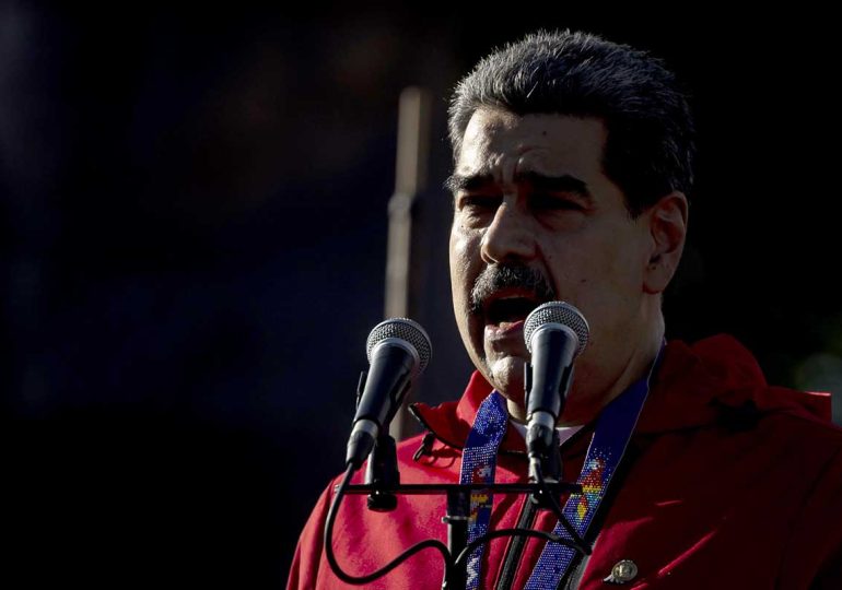 Nicolás Maduro a la CIA: "¿Hasta cuándo golpes de Estado? América Latina los repudia"