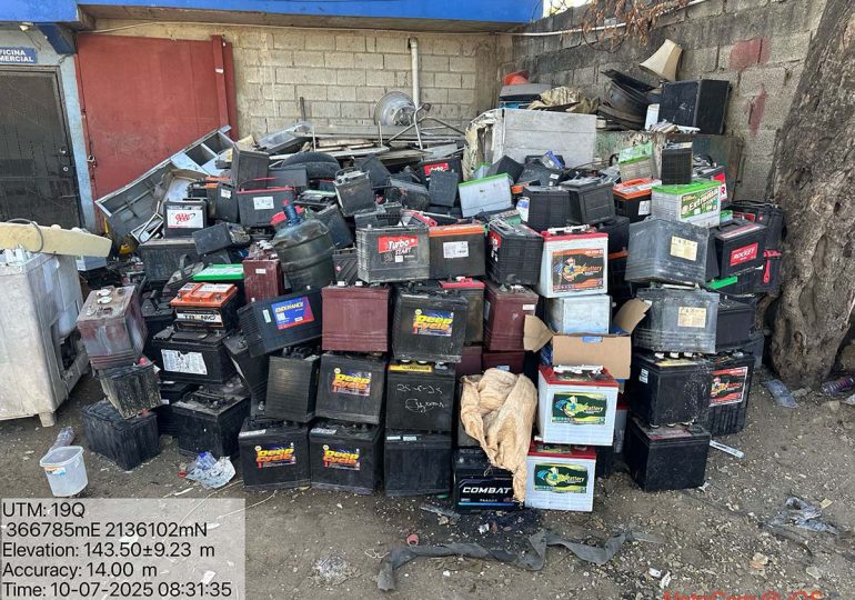 Medio Ambiente y SENPA realizan operativo de inspección y detienen operaciones de tienda de repuesto por violar Ley 64-00