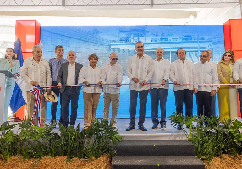 Presidente Abinader inaugura paso a desnivel Prolongación 27 de Febrero–Isabel Aguiar