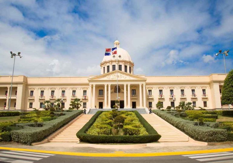 RD logra reducir su deuda pública y se mantiene entre los países más estables de la región