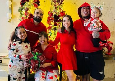 Bullin 47 recibe la Navidad en su hogar rodeado de alegría y buena vibra