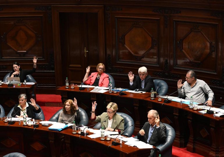 Uruguay, el tercer país de América que legaliza la eutanasia activa