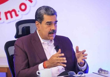 Venezuela pide reunión de urgencia a la ONU ante "ataque armado" de EEUU en "corto plazo"