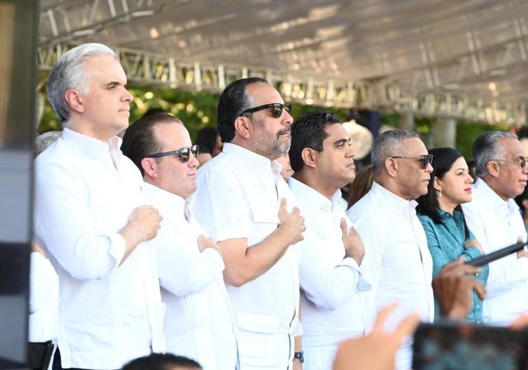 Ministro Kelvin Cruz felicita al Inefi por el éxito de los Juegos Escolares 2025