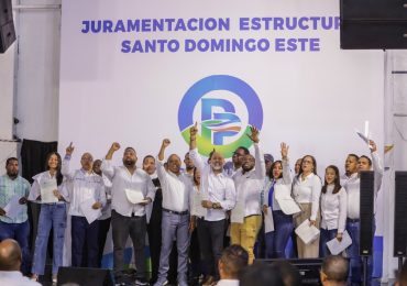 Partido País Posible juramenta directiva de Santo Domingo Este