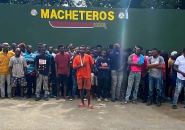 Video | Ejército detiene a 97 haitianos indocumentados durante operativos de interdicción