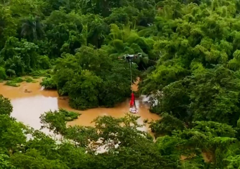 Weather Channel destaca drones 911 llevando ayuda a comunidades afectadas por huracán Melissa
