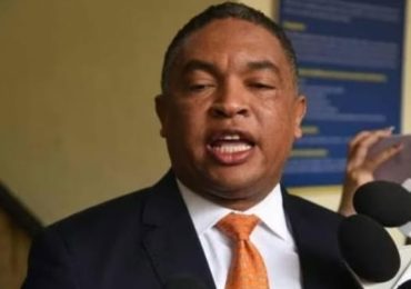 Yván Lorenzo: "El PRM ha afectado la imagen del sistema de partidos con funcionarios vinculados al narcotráfico"