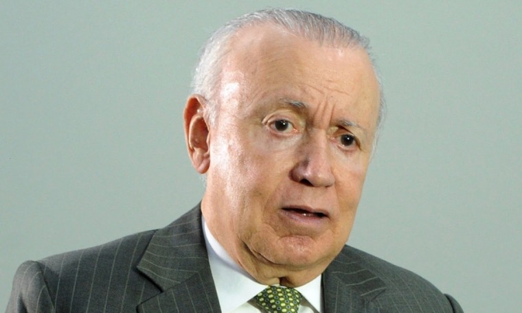 CES fue alertado sobre discrecionalidad del presidente en permisos de trabajo a extranjeros