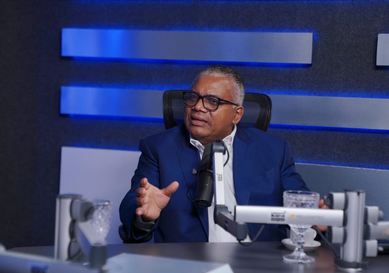 Pochy Familia asegura que “el arte cogió un rumbo que no estamos preparados para enfrentar”