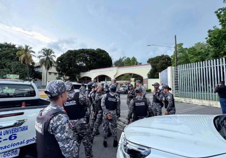 Trasladan al Palacio de Justicia de Ciudad Nueva a Alexander Jiménez Galván, implicado en el tiroteo de la UASD