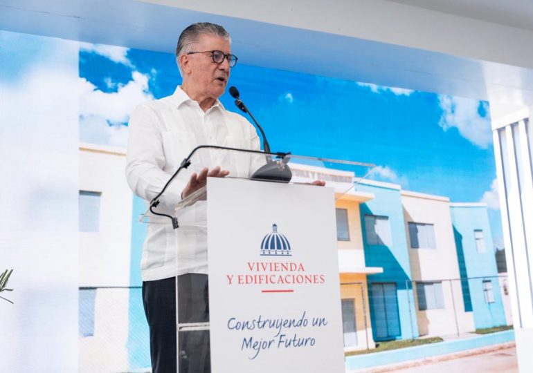 Roberto Santana desmiente a Danilo Medina y revela fallas estructurales en la obra Las Parras