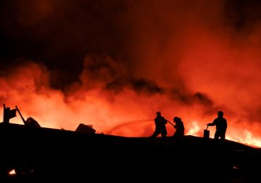 Más de 20 heridos por fuerte explosión en zona industrial en Argentina