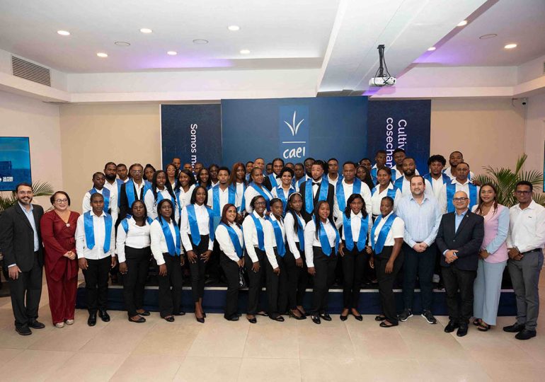 CAEI gradúa a más de 130 técnicos operadores de equipos pesados, entre ellos 50 mujeres