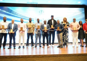 COD reconoce a clase 2025 de inmortales del Deporte