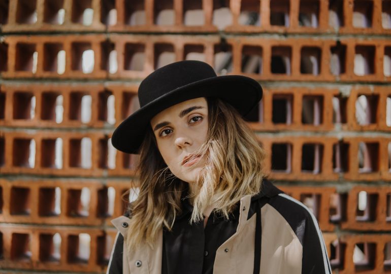 Covi Quintana arranca “El Colmado” por todo lo alto con Andrés Cepeda como su primer invitado