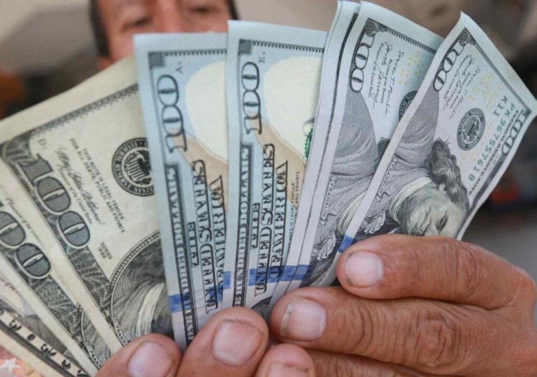 Tasa del dólar mantiene comportamiento a la baja durante esta semana