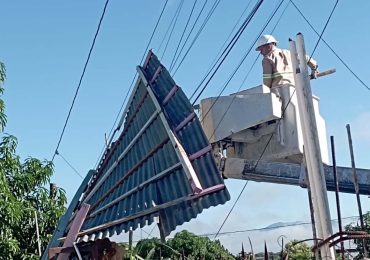 EDENORTE restablece en tiempo récord el servicio eléctrico tras violento tornado en Mao
