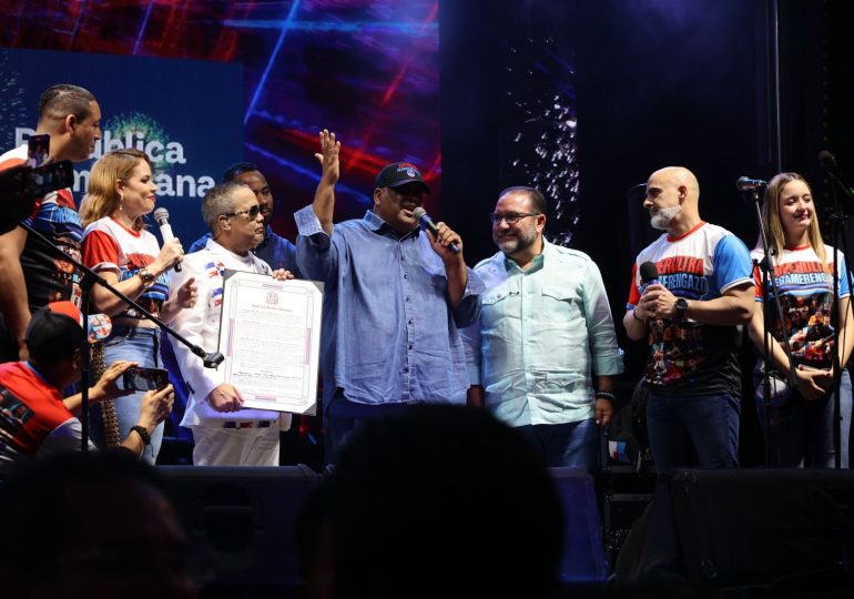 El Super Ultra Mega Merengazo escribe otra página gloriosa en Jarabacoa con emotivos reconocimientos y una histórica explosión musical