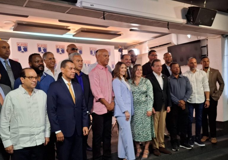 Asociación de Peloteros de MLB y familia de Octavio Dotel realizan homenaje al exlanzador fallecido en tragedia Jet Set