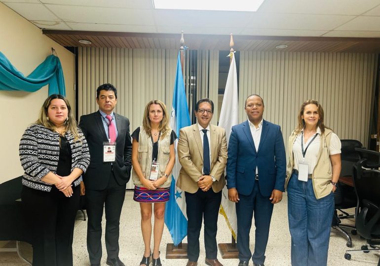 Jefe misión COPPPAL se reúne con autoridades electorales hondureñas (CNE y TJE) para fortalecer el proceso electoral