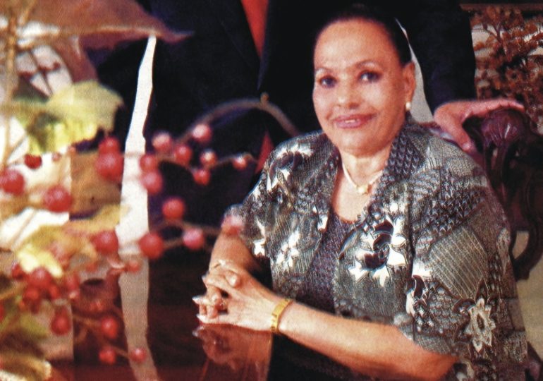 Fallece la madre del geólogo Osiris de León; familia agradece muestras de solidaridad