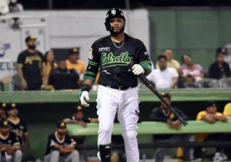 Con hit de Robison Canó, Estrellas dejan en el terreno al Licey