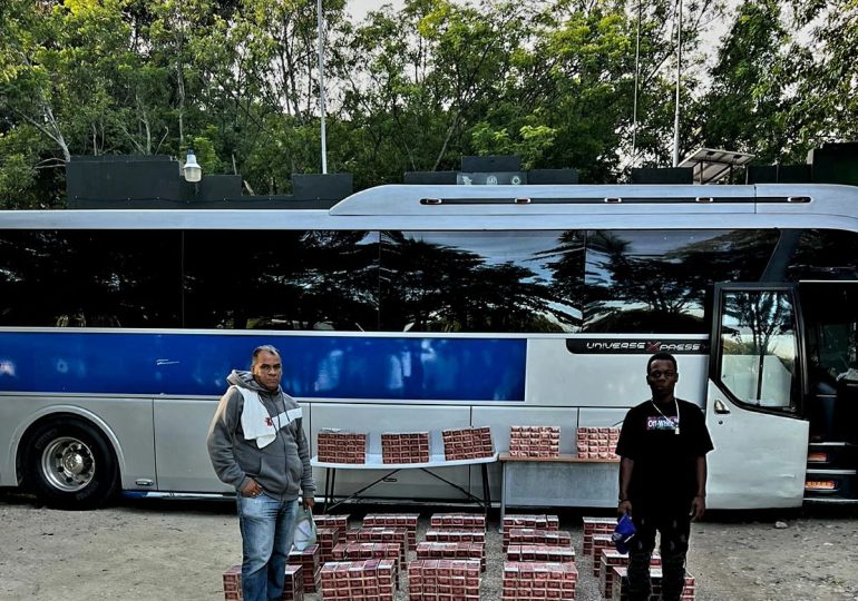 Ejército ocupa 130,000 cigarrillos de contrabando en autobús de transporte público en Matayaya