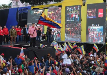 Video | Maduro y principales cabezas del chavismo salen a las calles en medio de tensión con EEUU