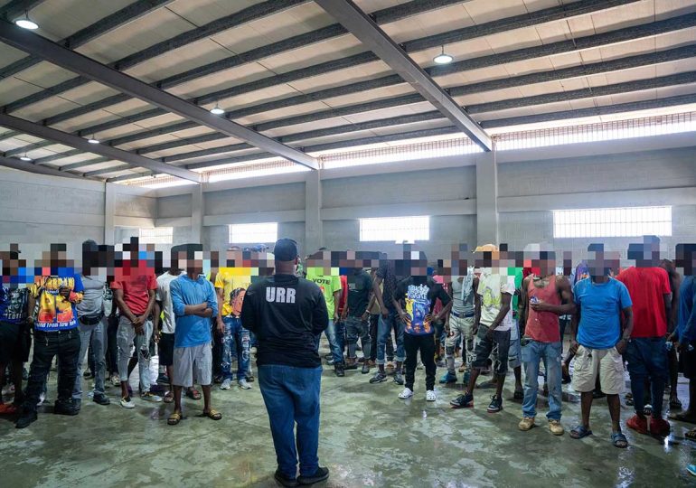 Migración deporta más de 310 mil extranjeros indocumentados